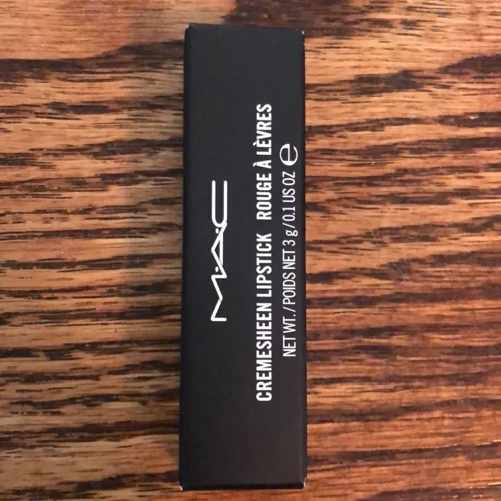 MAC Cosmetics m·a·c lipstick